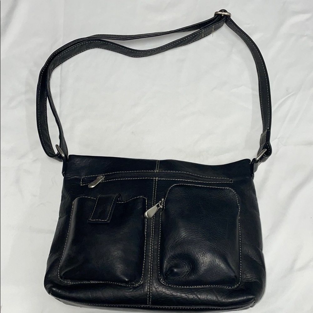 Le Donne Leather Black Purse‎ With Outside Pockets 10x8in